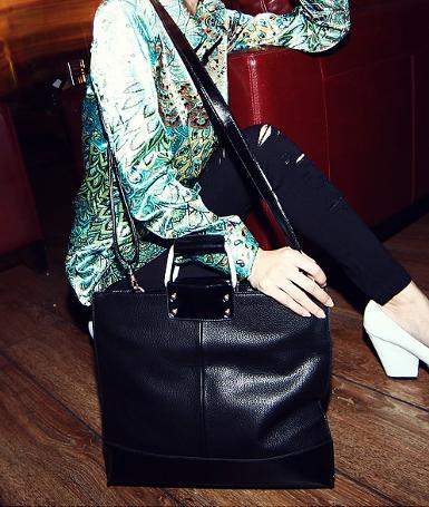 กระเป๋าแฟชั่นเกาหลี แบรนด์แท้Maomao รุ่นM15-009 กระเป๋าสีดำ Jazz black รุ่นนี้ design เก๋ดีค่ะ 